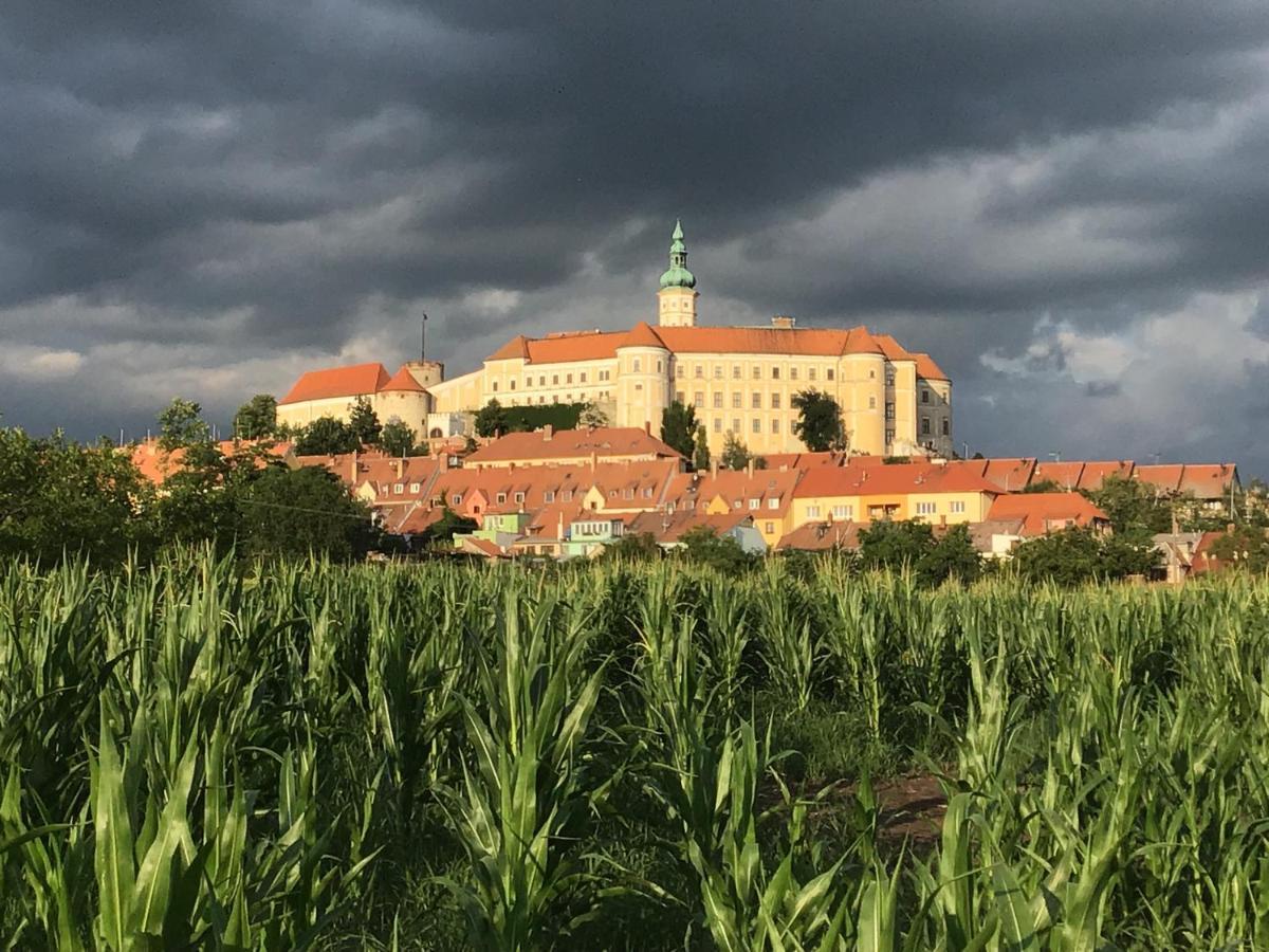 Pension Sebastian Mikulov Zewnętrze zdjęcie